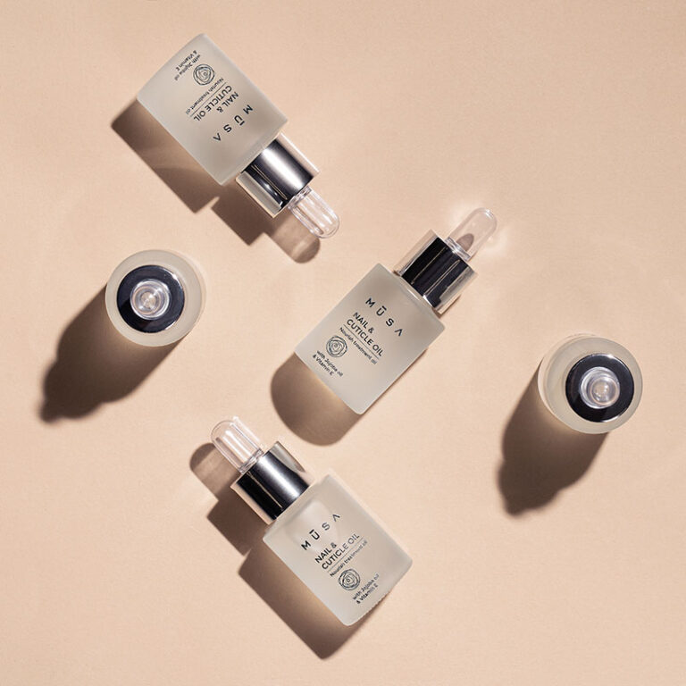 Comment faire pousser les ongles rapidement et sainement